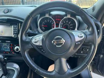 Nissan Juke 1.6 N-Connecta XTRON Euro 6 5dr
