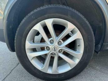Nissan Juke 1.6 N-Connecta XTRON Euro 6 5dr