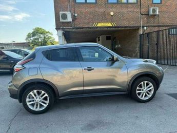 Nissan Juke 1.6 N-Connecta XTRON Euro 6 5dr