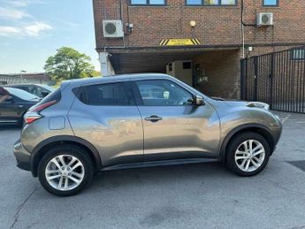 Nissan Juke 1.6 N-Connecta XTRON Euro 6 5dr