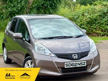Honda Jazz 1.4 i-VTEC ES Hatchback 5dr Petrol CVT Euro 5 (99 ps)