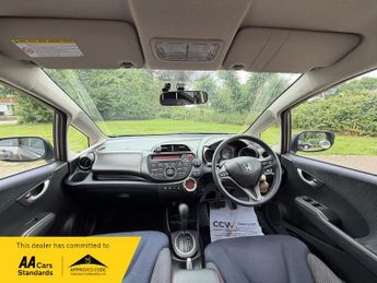 Honda Jazz 1.4 i-VTEC ES Hatchback 5dr Petrol CVT Euro 5 (99 ps)