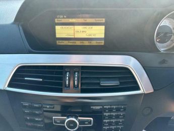 Mercedes-Benz C Class 2.1 C200 CDI BlueEfficiency Sport G-Tronic+ Euro 5 (s/s) 5dr