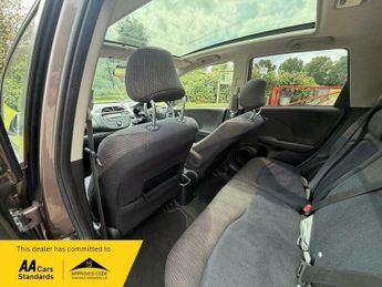 Honda Jazz 1.4 i-VTEC EX Hatchback 5dr Petrol CVT Euro 5 (99 ps)