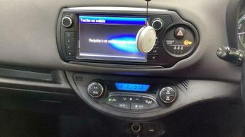 Toyota Yaris 1.5 VVT-h Icon E-CVT Euro 6 5dr