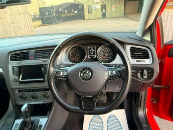 Volkswagen Golf 1.6 TDI BlueMotion Tech Match DSG Euro 5 (s/s) 5dr
