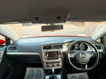 Volkswagen Golf 1.6 TDI BlueMotion Tech Match DSG Euro 5 (s/s) 5dr