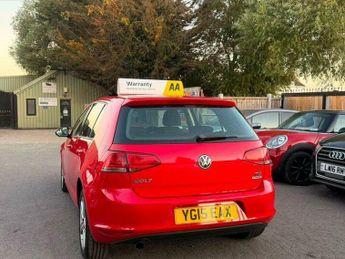 Volkswagen Golf 1.6 TDI BlueMotion Tech Match DSG Euro 5 (s/s) 5dr