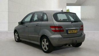 Mercedes-Benz B Class 2.0 B200 SE CVT 5dr