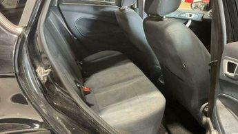 Ford Fiesta 1.4 TDCi DPF Titanium 5dr