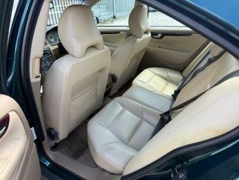 Volvo S60 2.4 D5 SE 4dr