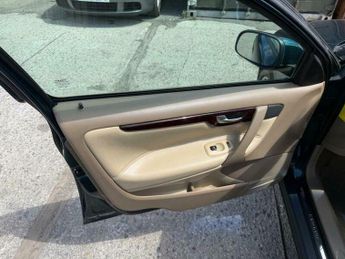 Volvo S60 2.4 D5 SE 4dr