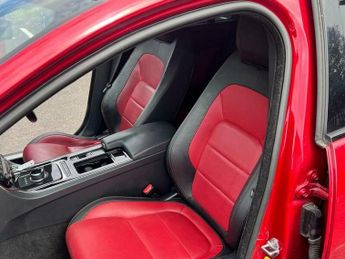 Jaguar XE 2.0i GPF R-Sport Auto Euro 6 (s/s) 4dr