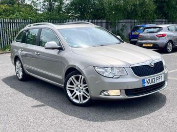 Skoda Superb 2.0 TDI Elegance DSG Euro 5 5dr