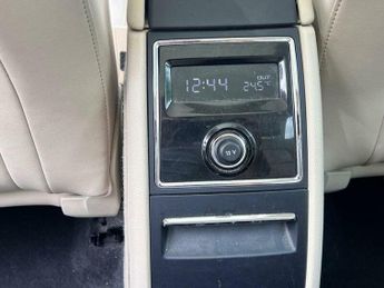 Skoda Superb 2.0 TDI Elegance DSG Euro 5 5dr