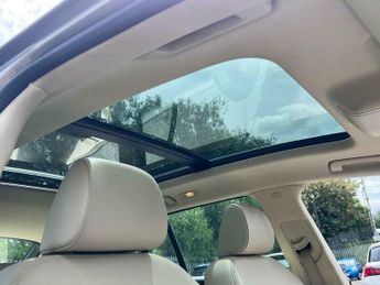 Skoda Superb 2.0 TDI Elegance DSG Euro 5 5dr