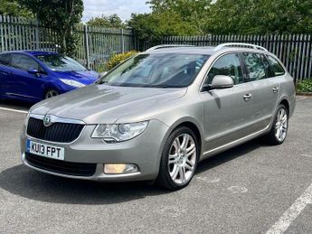 Skoda Superb 2.0 TDI Elegance DSG Euro 5 5dr
