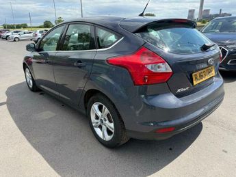 Ford Focus 1.6 TDCi Zetec Euro 5 (s/s) 5dr