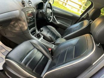 Ford Mondeo 2.0 TDCi Titanium X Business Edition Euro 5 5dr