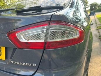 Ford Mondeo 2.0 TDCi Titanium X Business Edition Euro 5 5dr