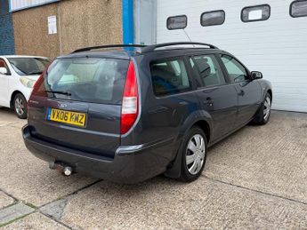 Ford Mondeo 2.0 LX 5dr