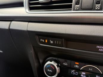 Mazda 3 2.0 SKYACTIV-G Sport Nav Auto Euro 5 5dr 118BHP