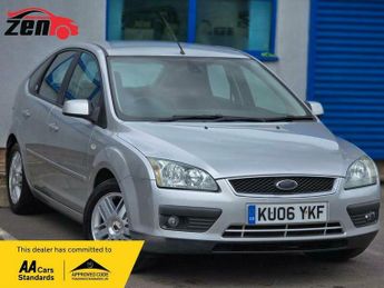 Ford Focus 1.6 Ghia 5dr
