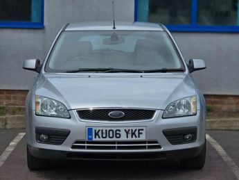 Ford Focus 1.6 Ghia 5dr