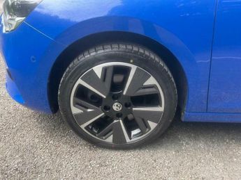 Vauxhall Corsa 50kWh Elite Nav Auto 5dr (7.4Kw Charger)