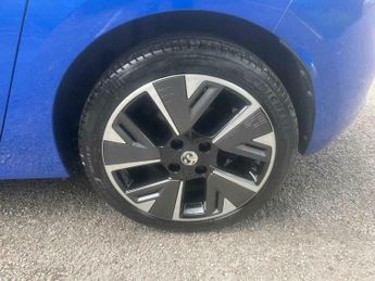 Vauxhall Corsa 50kWh Elite Nav Auto 5dr (7.4Kw Charger)