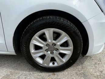 Audi A1 1.6 TDI SE Euro 5 (s/s) 3dr