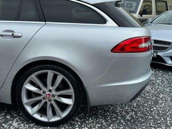 Jaguar XF 2.2d Portfolio Sportbrake Auto Euro 5 (s/s) 5dr