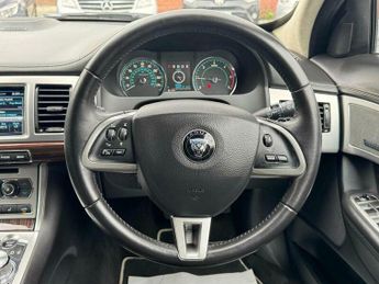 Jaguar XF 2.2d Portfolio Sportbrake Auto Euro 5 (s/s) 5dr