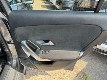 Mercedes-Benz A Class 2.0 A200d AMG Line 8G-DCT Euro 6 (s/s) 5dr