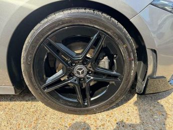 Mercedes-Benz A Class 2.0 A200d AMG Line 8G-DCT Euro 6 (s/s) 5dr