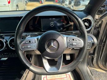 Mercedes-Benz A Class 2.0 A200d AMG Line 8G-DCT Euro 6 (s/s) 5dr