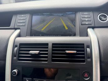 Land Rover Discovery Sport TD4 HSE