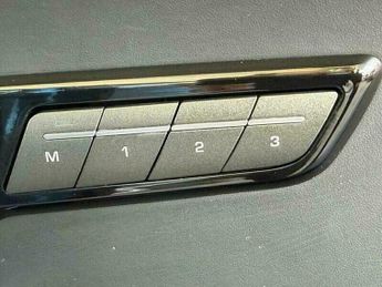 Land Rover Range Rover Evoque 2.2 SD4 Prestige Auto 4WD Euro 5 5dr