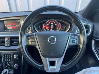 Volvo V40 1.5 T2 R-Design Nav Plus Auto Euro 6 (s/s) 5dr
