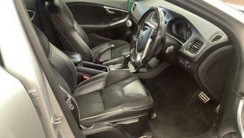 Volvo V40 1.5 T2 R-Design Nav Plus Auto Euro 6 (s/s) 5dr