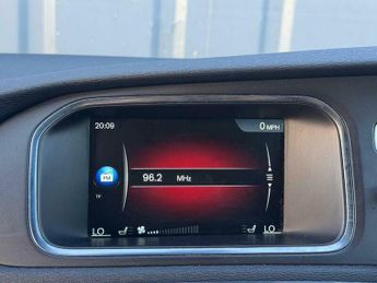 Volvo V40 1.5 T2 R-Design Nav Plus Auto Euro 6 (s/s) 5dr