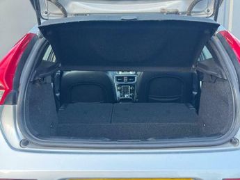 Volvo V40 1.5 T2 R-Design Nav Plus Auto Euro 6 (s/s) 5dr