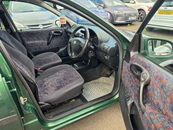 Vauxhall Corsa 1.2i CDX 5dr
