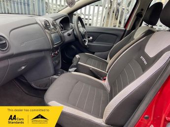 Dacia Sandero STEPWAY LAUREATE 1.5 DCI
