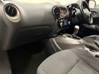 Nissan Juke 1.6 Acenta Euro 5 (s/s) 5dr