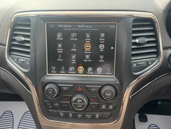 Jeep Grand Cherokee 3.0 V6 CRD Summit SUV 5dr Diesel Auto 4WD Euro 6 (247 bhp)