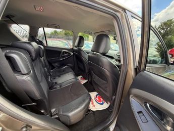 Toyota RAV4 D-CAT XT-R AWD