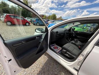 Volkswagen Golf MATCH TSI
