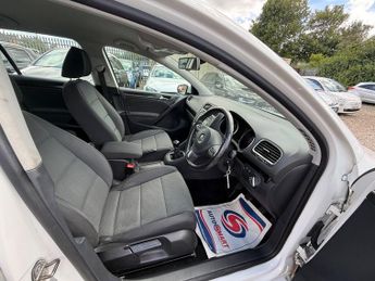 Volkswagen Golf MATCH TSI
