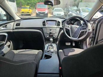 Vauxhall Insignia 2.0 CDTi SRi Nav Hatchback 5dr Diesel Auto Euro 5 (160 ps)